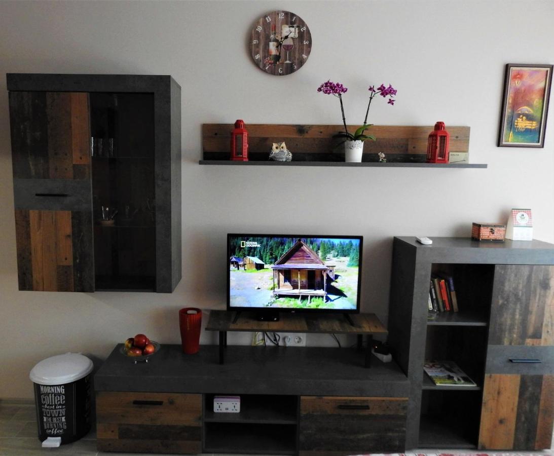 Vintage Studio Mladost Sofia Ngoại thất bức ảnh